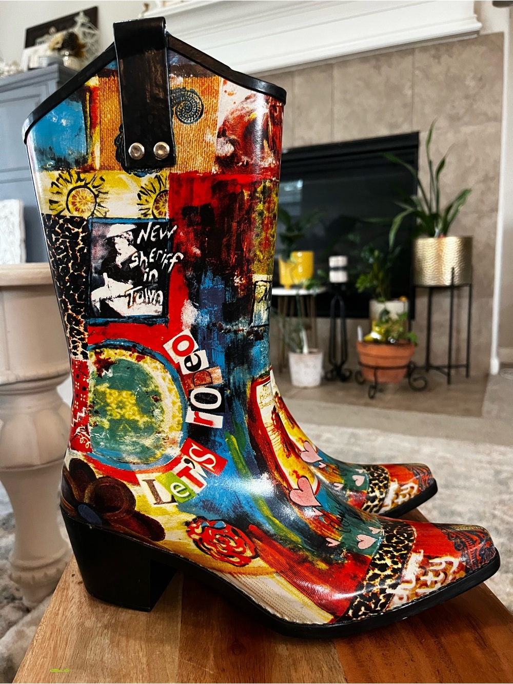 Rain BOPS Colorful Artistic Women's Western Rain Boots Sz 7 Beehive Cowgirl